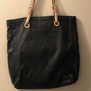 MICHAEL KORS BLACK TOTE BAG